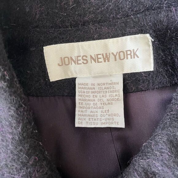 Jones New York zip front wool/polymide/mohair jacket, size 12. - Picture 6 of 6